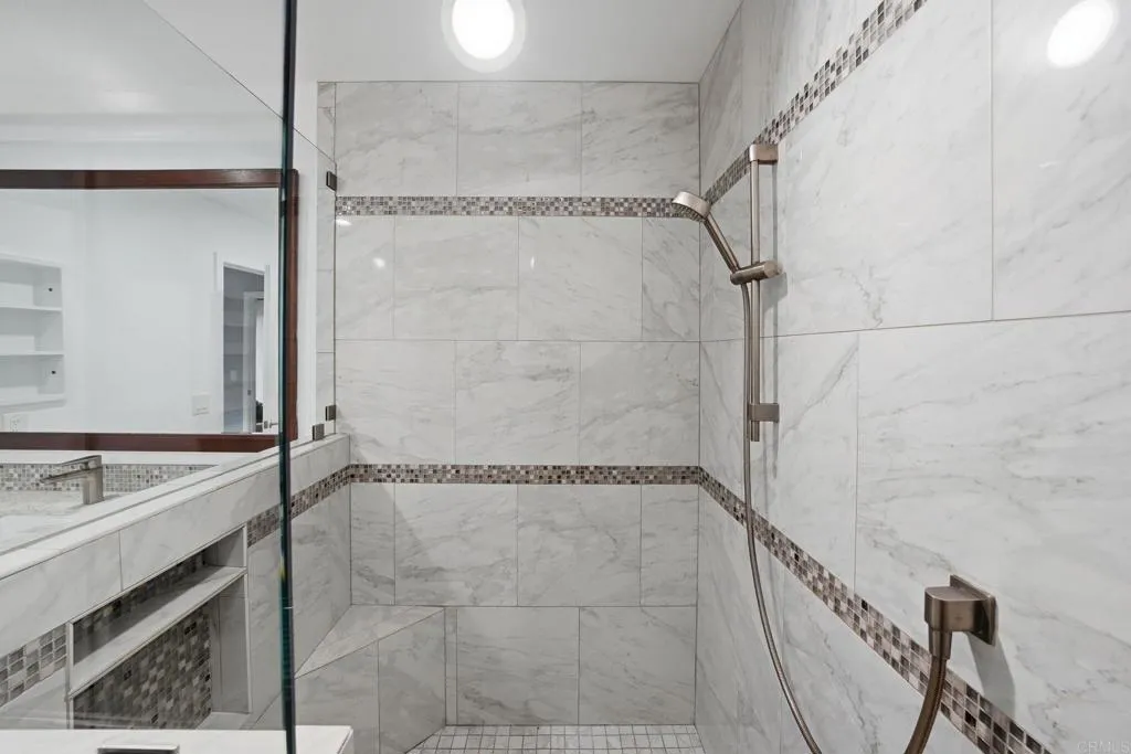 https://cdn.realtyfeed.com/cdn/127/306719653/8c811e9895e82a4f167e9e8118a96e25.webp