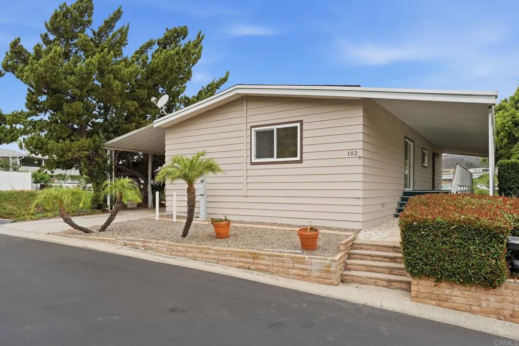 https://cdn.realtyfeed.com/cdn/127/306719653/c8c46c643b948e428881588481816cf2.webp