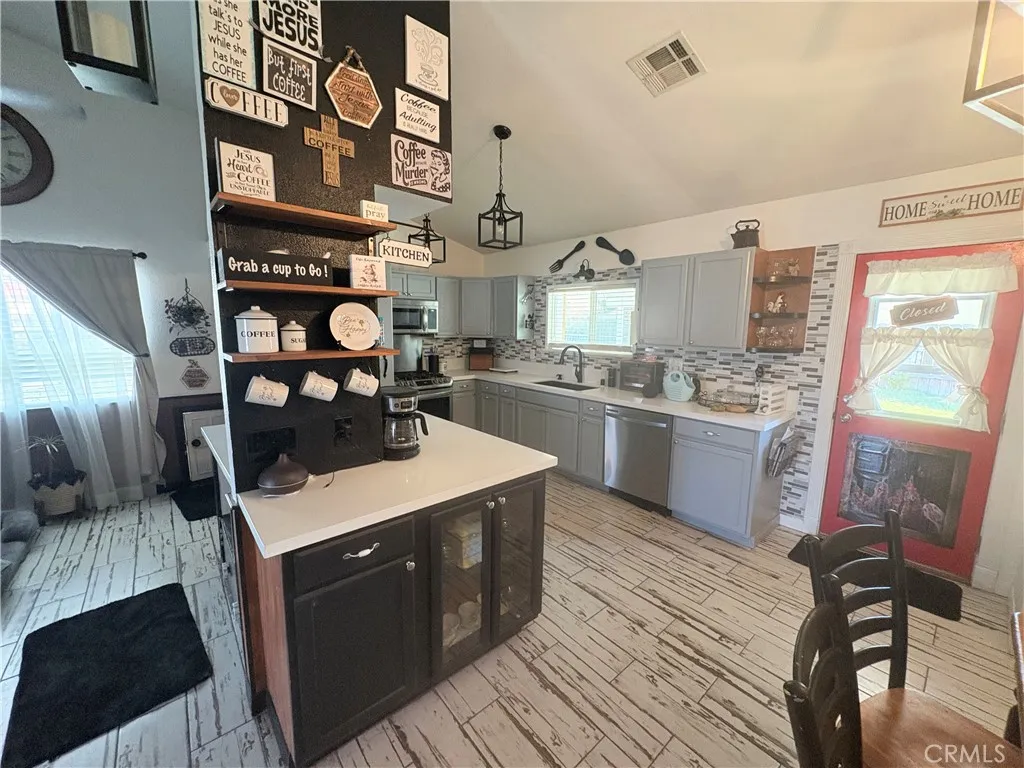 29641 Via Sonroseo, Menifee, CA 92586 - Photo 2 of 11, Menifee, CA
