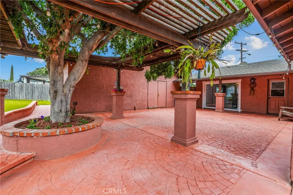 https://cdn.realtyfeed.com/cdn/127/306719701/85af1aab3b730285cf6925bc673703f7.webp