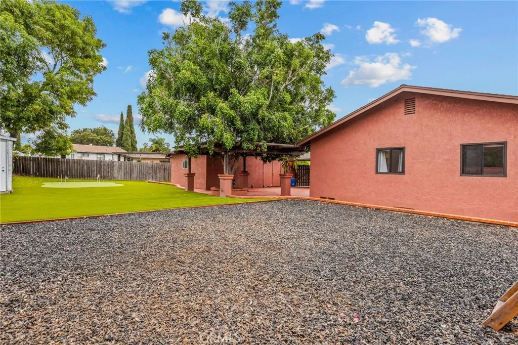 https://cdn.realtyfeed.com/cdn/127/306719701/b0831fb18b568bdc93c753ad7699cae1.webp