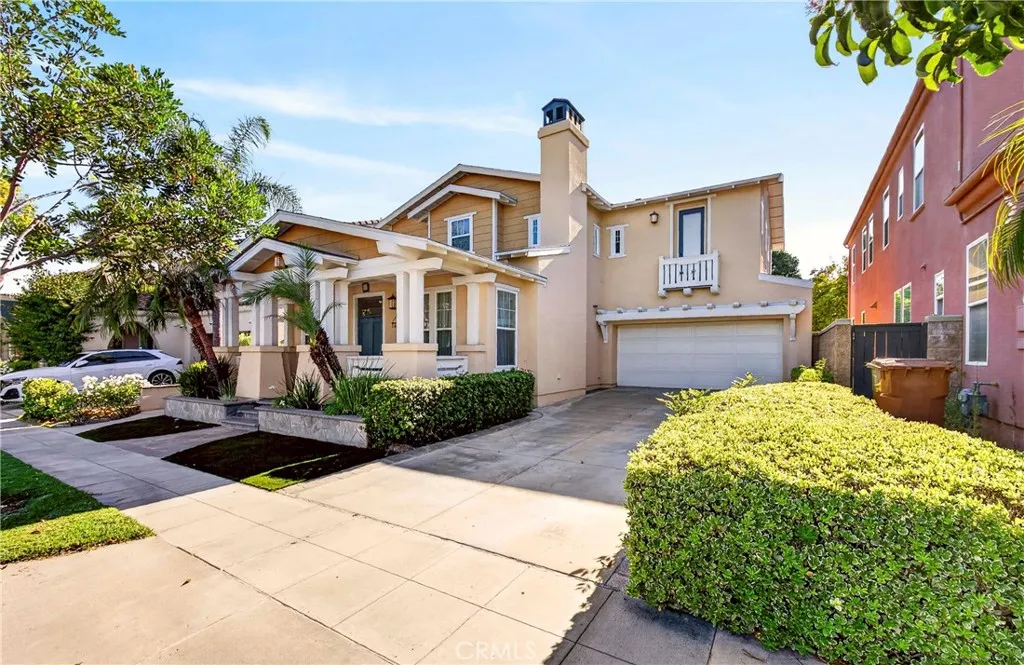 Fullerton, CA 92833