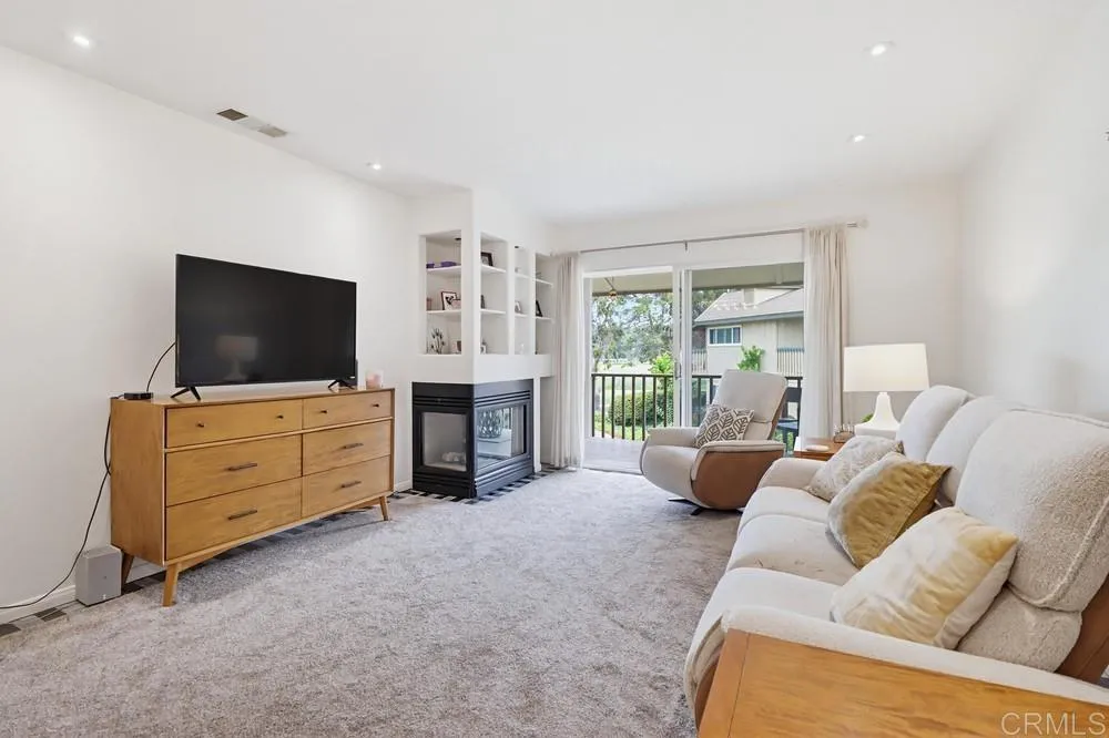 https://cdn.realtyfeed.com/cdn/127/306719712/808a97cda07abc7e8a7cec649ff160e0.webp