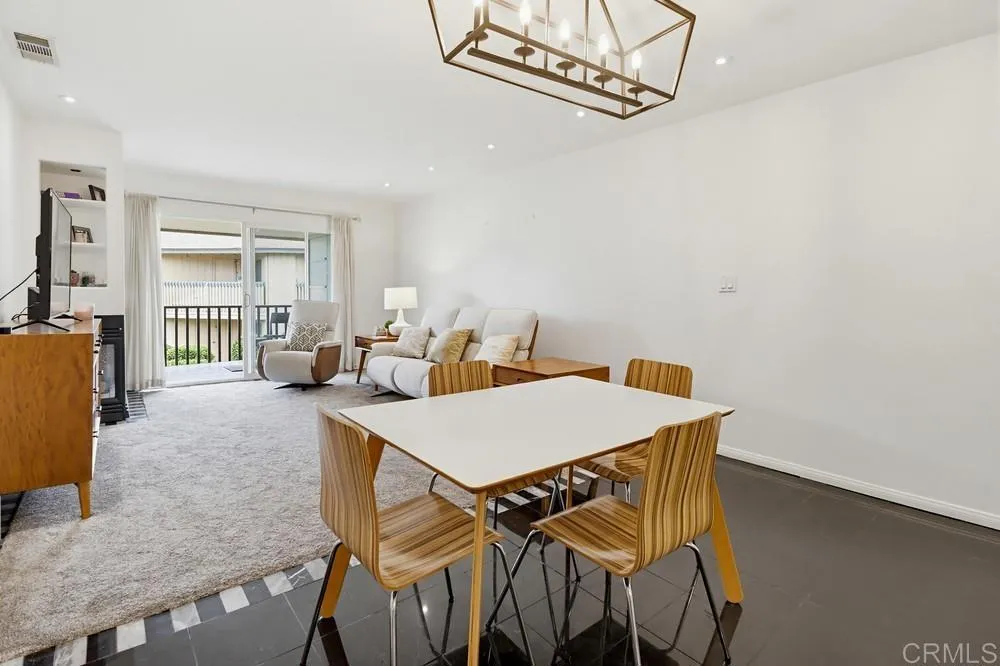 https://cdn.realtyfeed.com/cdn/127/306719712/a6dde1b29469ac458bb1cb4cc58a2c76.webp