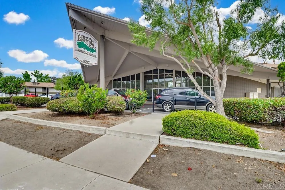 https://cdn.realtyfeed.com/cdn/127/306719712/bfd36ef840827ab582895d3d64efb7b4.webp