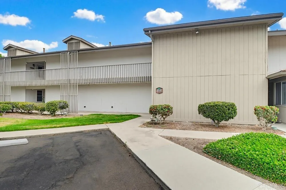 https://cdn.realtyfeed.com/cdn/127/306719712/c0aae3b4b00e90572038b155dabfbe4f.webp