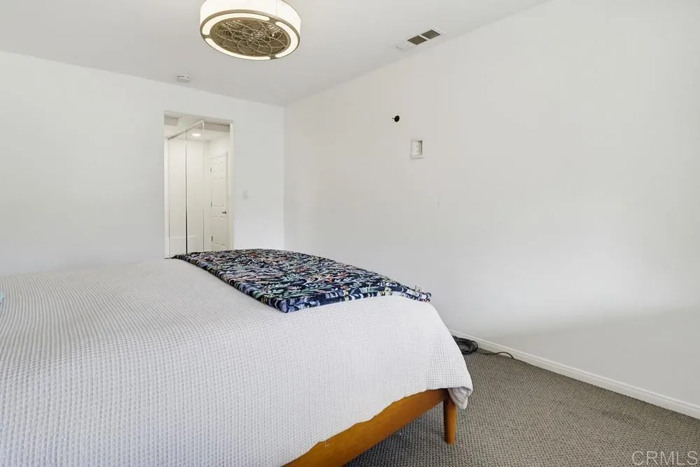 https://cdn.realtyfeed.com/cdn/127/306719712/c690ba92f5c2ef848ba024cc7ce06d18.webp