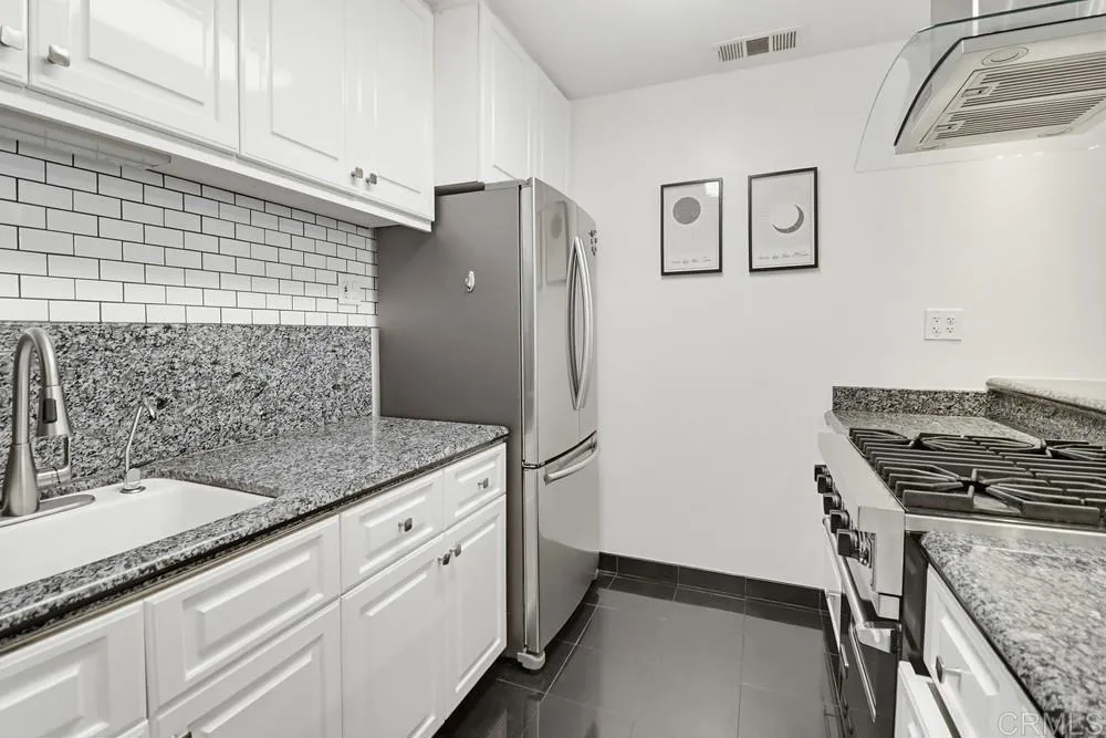 https://cdn.realtyfeed.com/cdn/127/306719712/e27d0ac3fa05229c0595be8a2cff8e87.webp