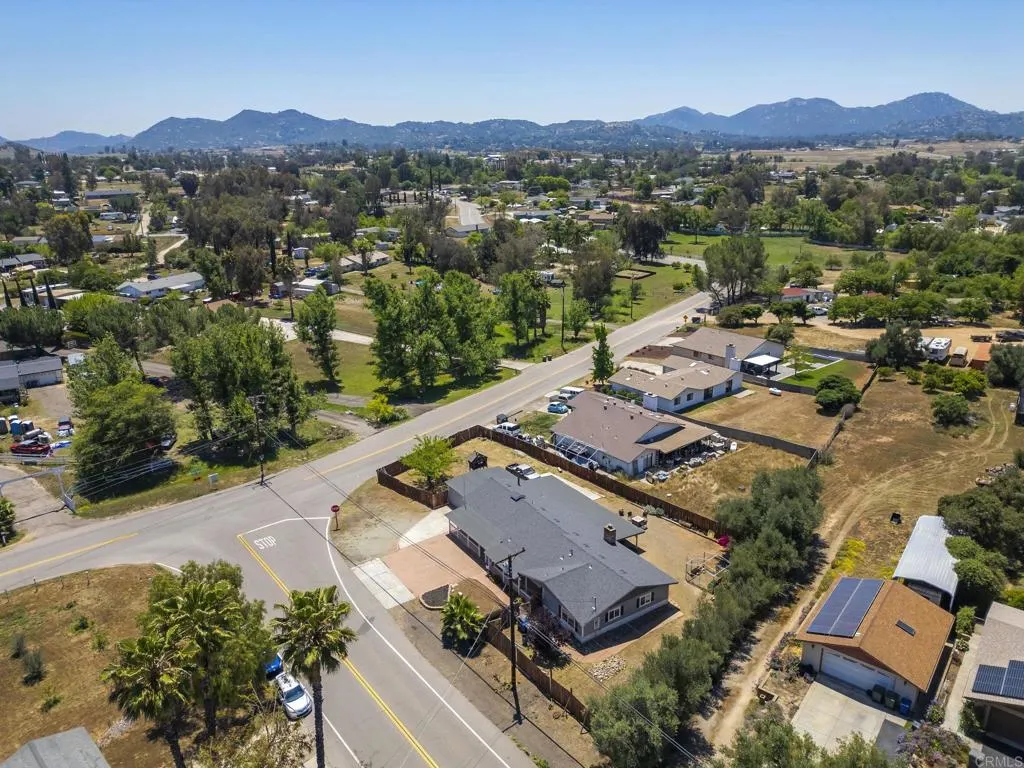https://cdn.realtyfeed.com/cdn/127/306719756/4ca74c899ee00c6b4f6dc7beda0e4278.webp