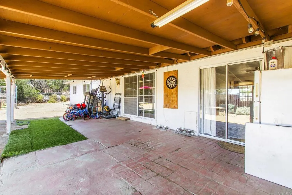 https://cdn.realtyfeed.com/cdn/127/306719756/649754383d7e352de0761dfe588b0520.webp