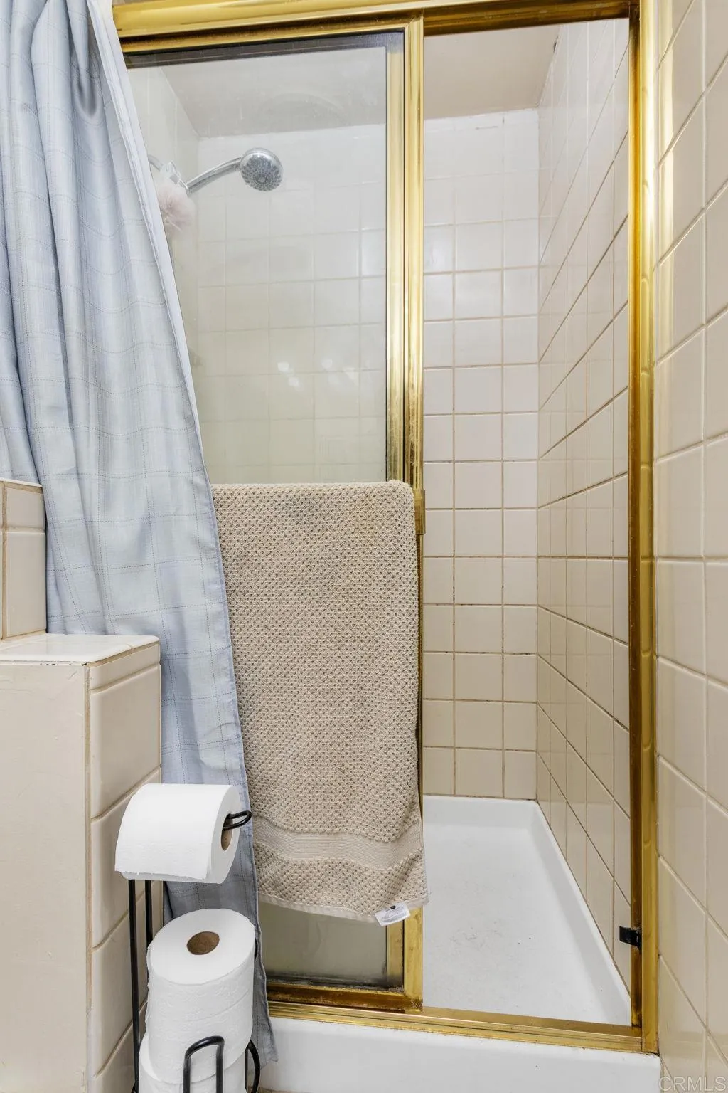 https://cdn.realtyfeed.com/cdn/127/306719756/7743cab814f7ec98b66678f3f7346e20.webp