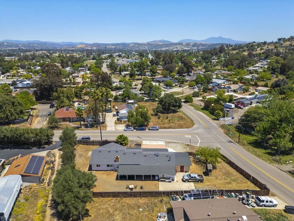 https://cdn.realtyfeed.com/cdn/127/306719756/f47eb7780ef92945d59d0e0fcbb66cca.webp