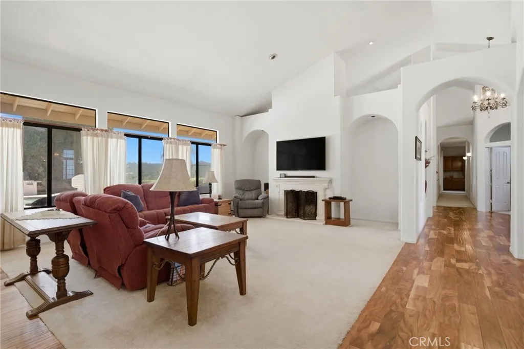 https://cdn.realtyfeed.com/cdn/127/306719758/6b80357337115d8be8461d81e1e9d2b5.webp