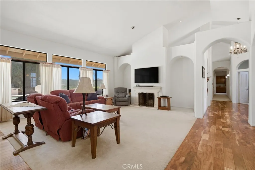 https://cdn.realtyfeed.com/cdn/127/306719758/76f7a2b1c1e4c2c511f4ce89fb971a96.webp