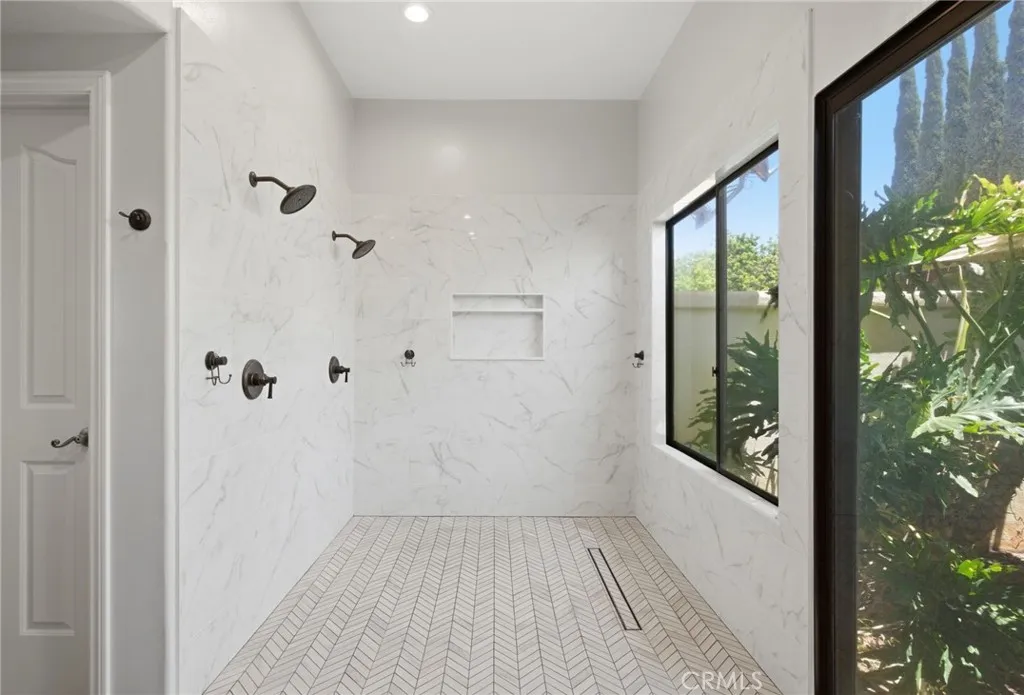 https://cdn.realtyfeed.com/cdn/127/306719758/7aac02ad8ce867bb2711dd6e0dae1645.webp