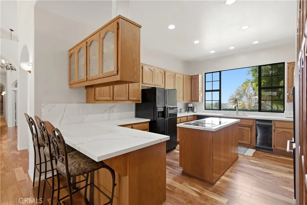 https://cdn.realtyfeed.com/cdn/127/306719758/b9ace12f49fee93cc9955db21d4751b0.webp