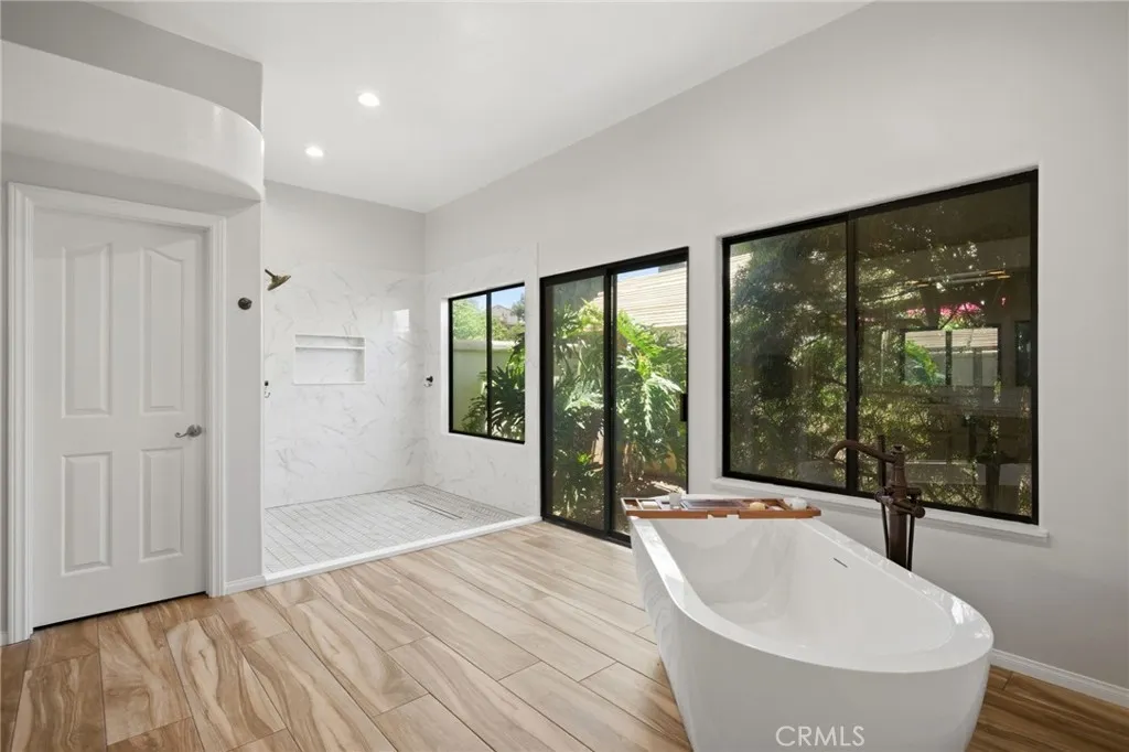 https://cdn.realtyfeed.com/cdn/127/306719758/ce055ae86fed620447352d943bacb755.webp