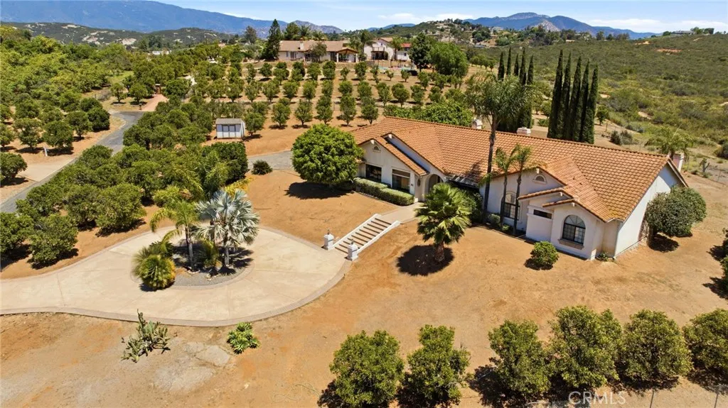 https://cdn.realtyfeed.com/cdn/127/306719758/ec854b5dfa6e5045d65defba80d2cc59.webp