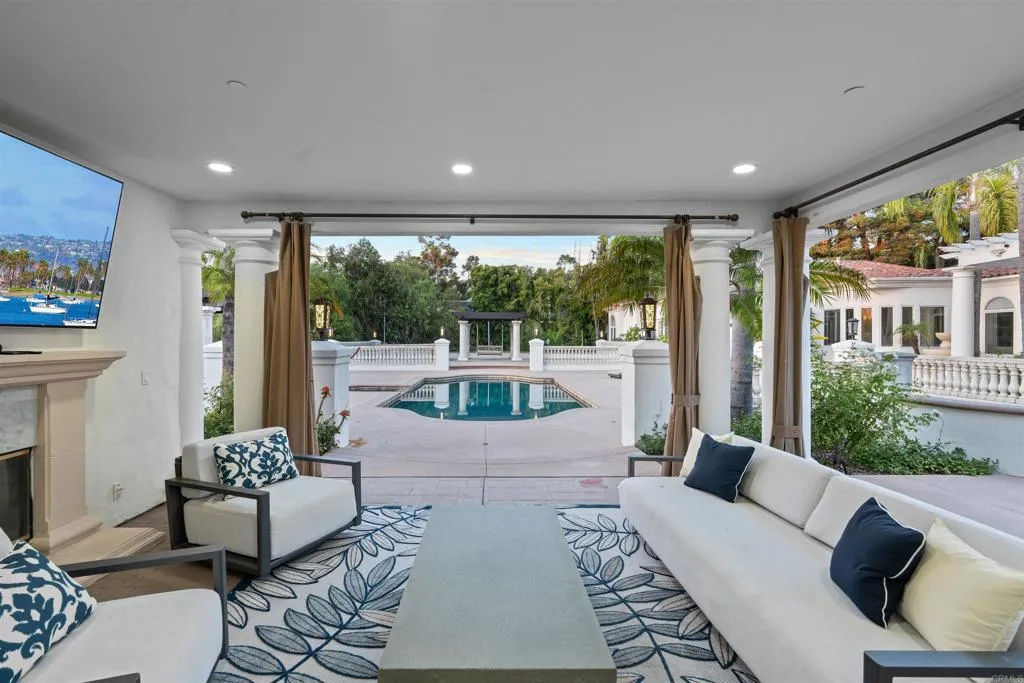 https://cdn.realtyfeed.com/cdn/127/306719807/785f5b0f83db39b25b6a2fa416a3be5d.webp
