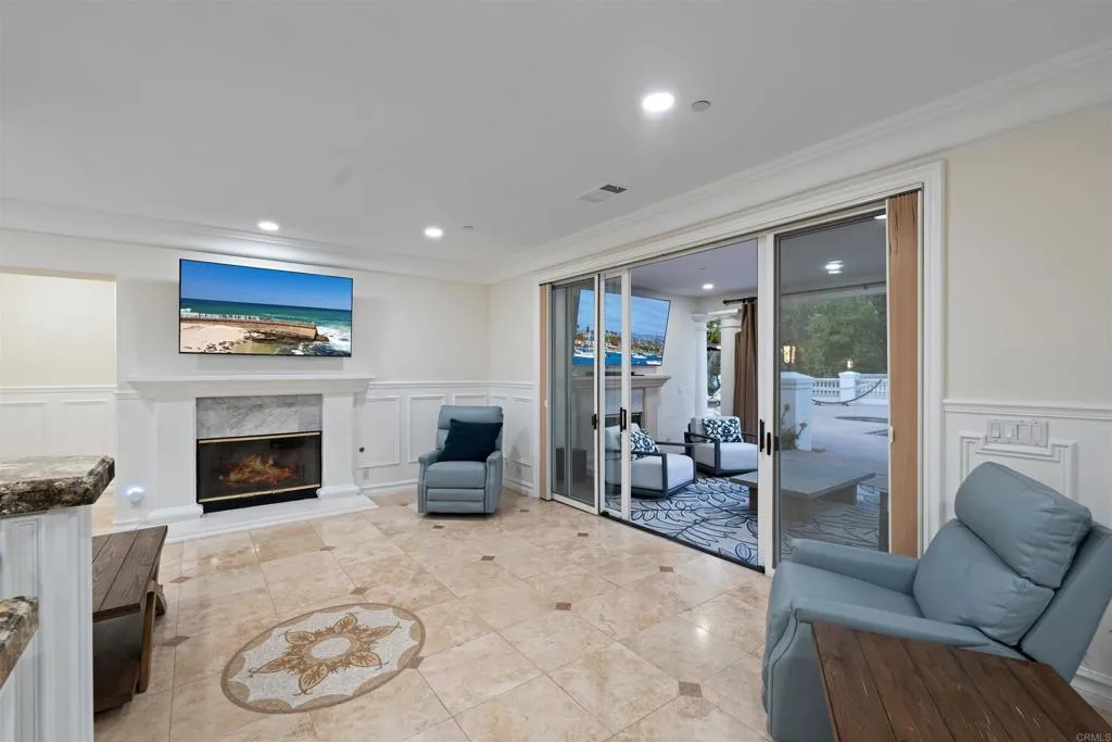 https://cdn.realtyfeed.com/cdn/127/306719807/7f2fbc76f4580a9e0b719357dae744a0.webp