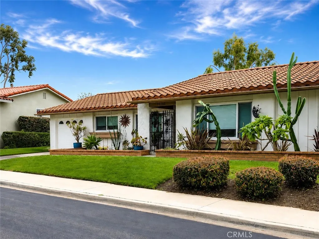 Mission Viejo, CA 92692