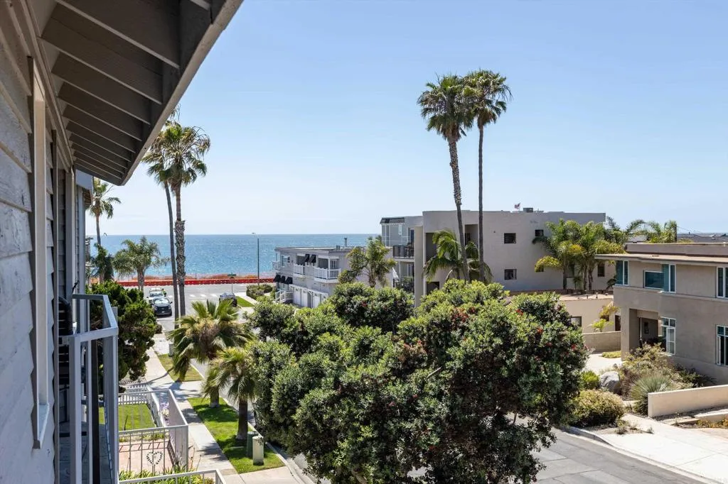 https://cdn.realtyfeed.com/cdn/127/306719912/59c54f72c97b980563d2c3075481d13a.webp