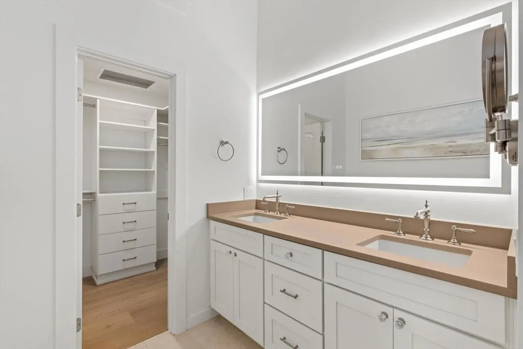 https://cdn.realtyfeed.com/cdn/127/306719912/5bce20ba525ddab29cb47e16b09026d1.webp