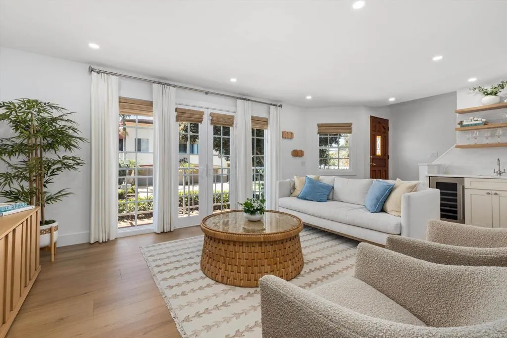 https://cdn.realtyfeed.com/cdn/127/306719912/e085973a96ebd267e864616029a154f8.webp