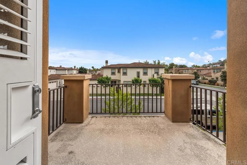https://cdn.realtyfeed.com/cdn/127/306719926/89c3bb00ffad2348a6c2d71866b33f71.webp