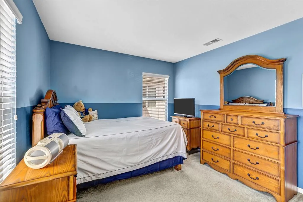 https://cdn.realtyfeed.com/cdn/127/306719934/7f68cf5282f80a19c746d46936a46ac3.webp