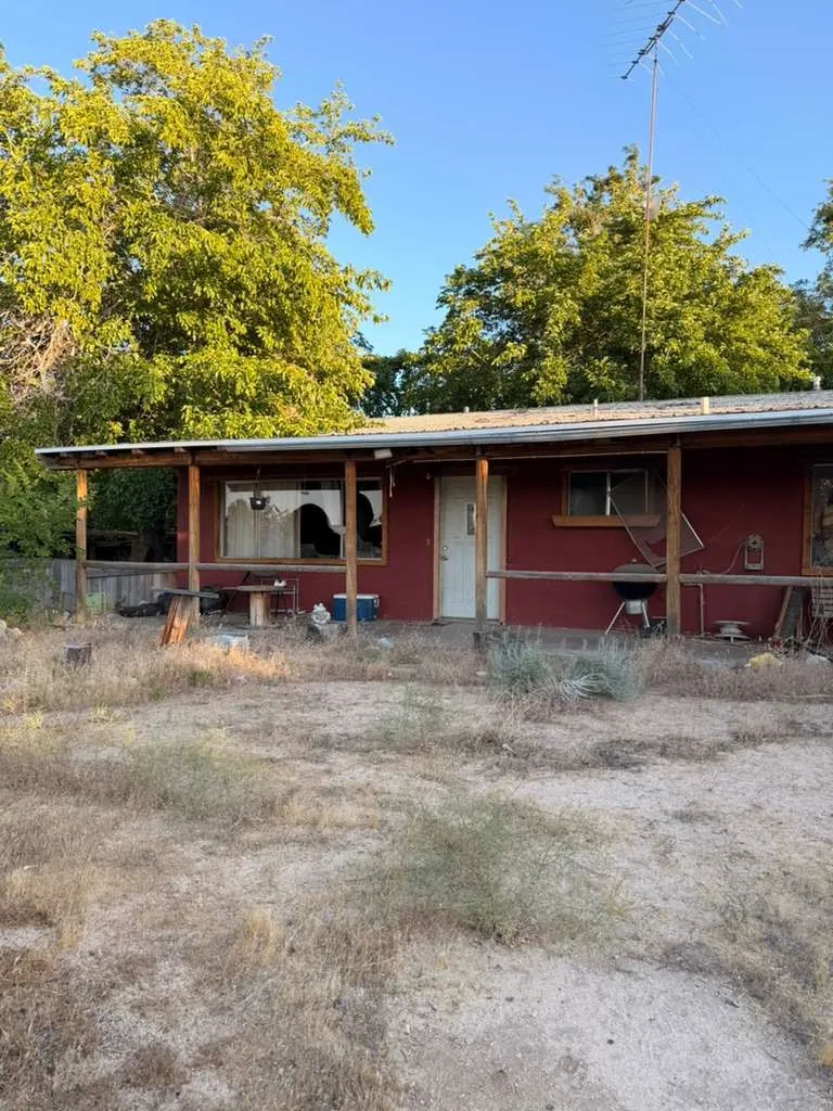 Pearblossom, CA 93553