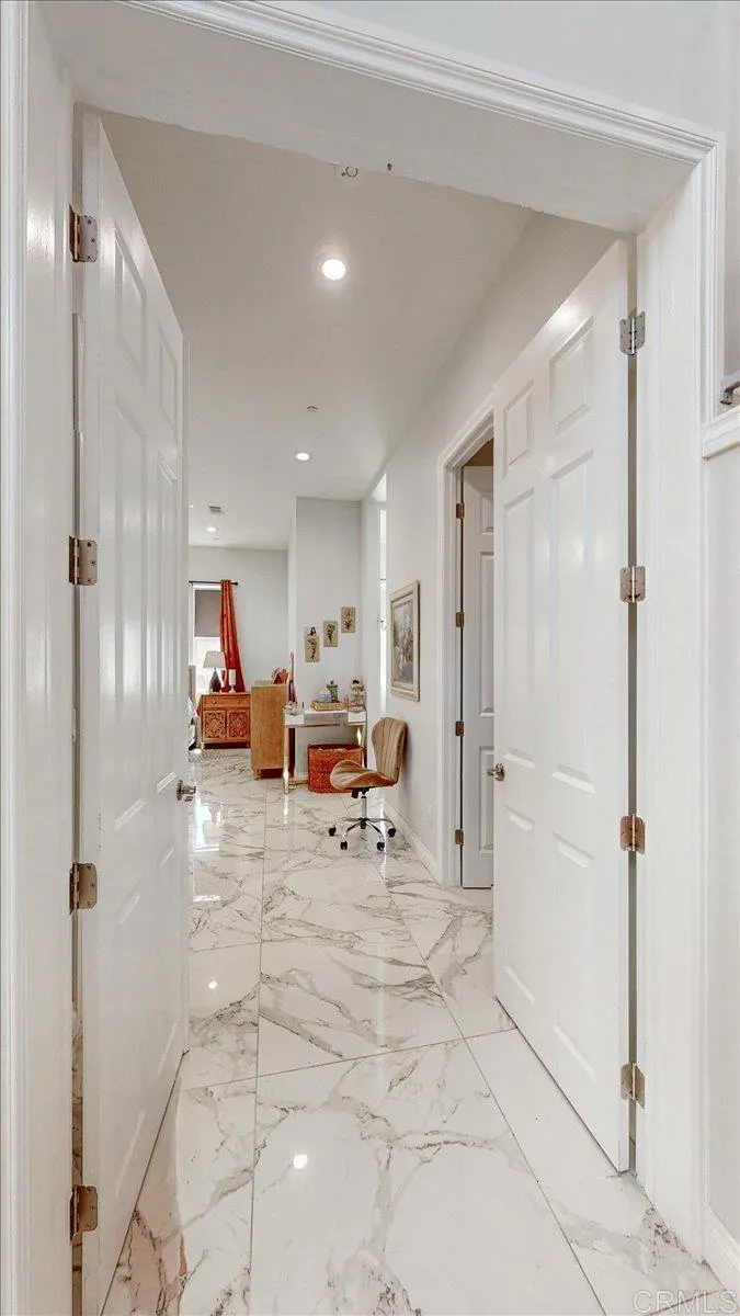 https://cdn.realtyfeed.com/cdn/127/306719960/04a4d93fa782823695b874348a02d235.webp
