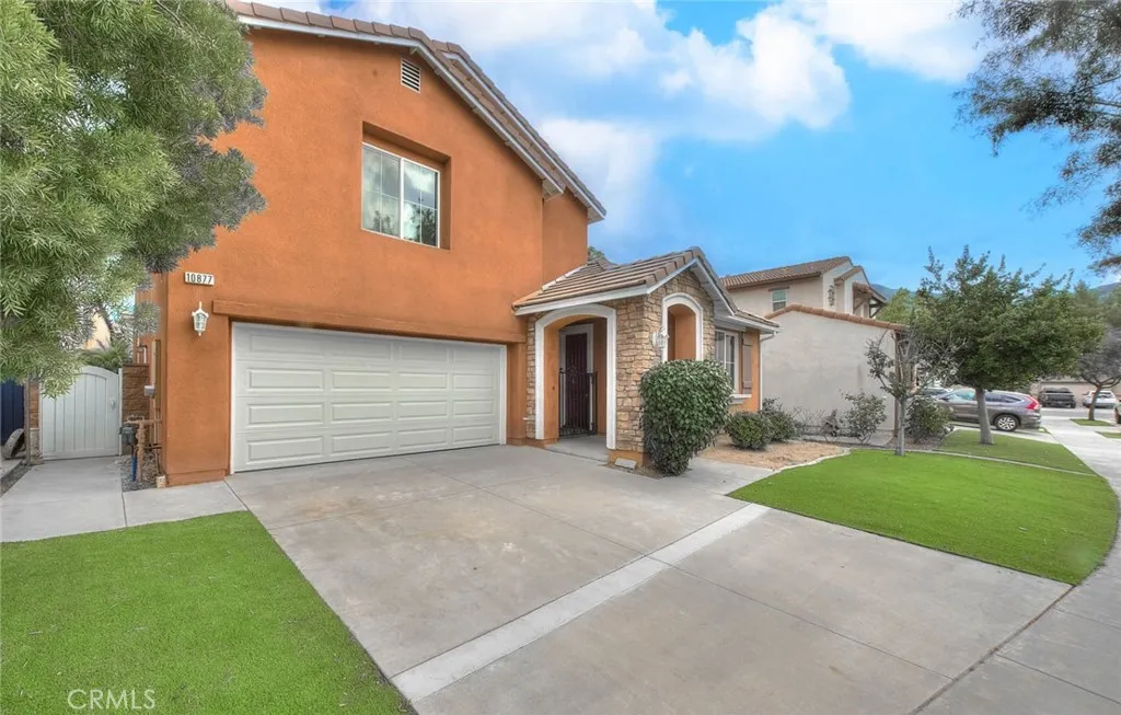 Corona, CA 92883