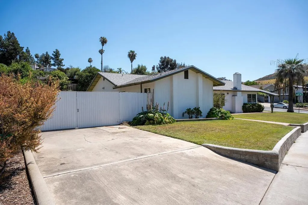 https://cdn.realtyfeed.com/cdn/127/306720008/9f11f49eccc4543a7beb8c8289709398.webp