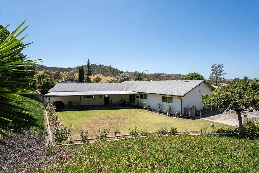 https://cdn.realtyfeed.com/cdn/127/306720008/a2be43ec8b03a2f893b8e3f1dc00945c.webp