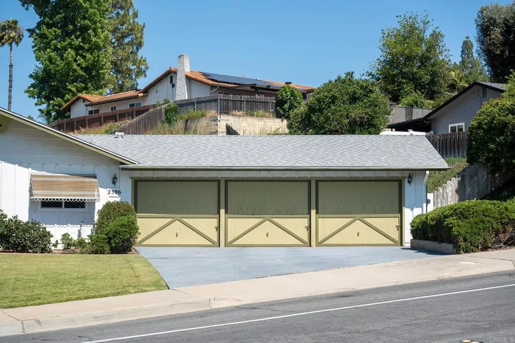 https://cdn.realtyfeed.com/cdn/127/306720008/b814a5d21a669ef4b4721a3d58098ea5.webp