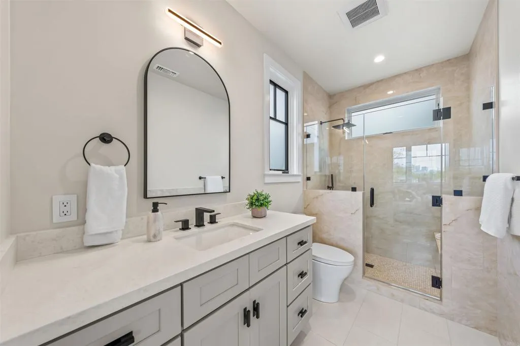 https://cdn.realtyfeed.com/cdn/127/306720017/5a3800271f7668ad3b3537072cbfe1e7.webp