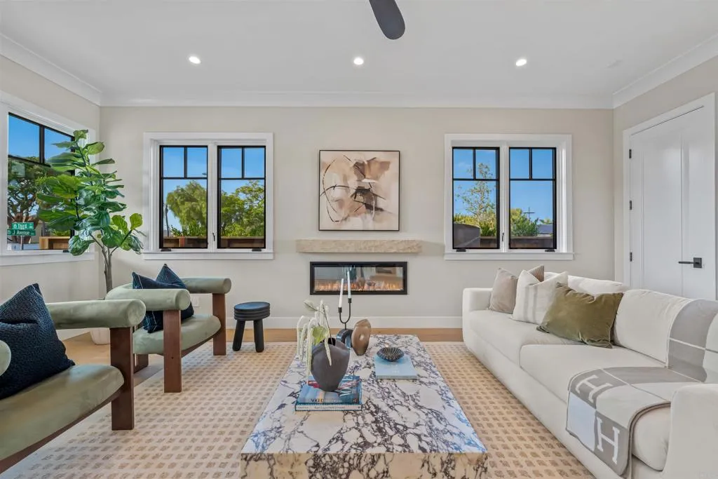 https://cdn.realtyfeed.com/cdn/127/306720017/9a74ef9519f87ce100cb06195fa50596.webp