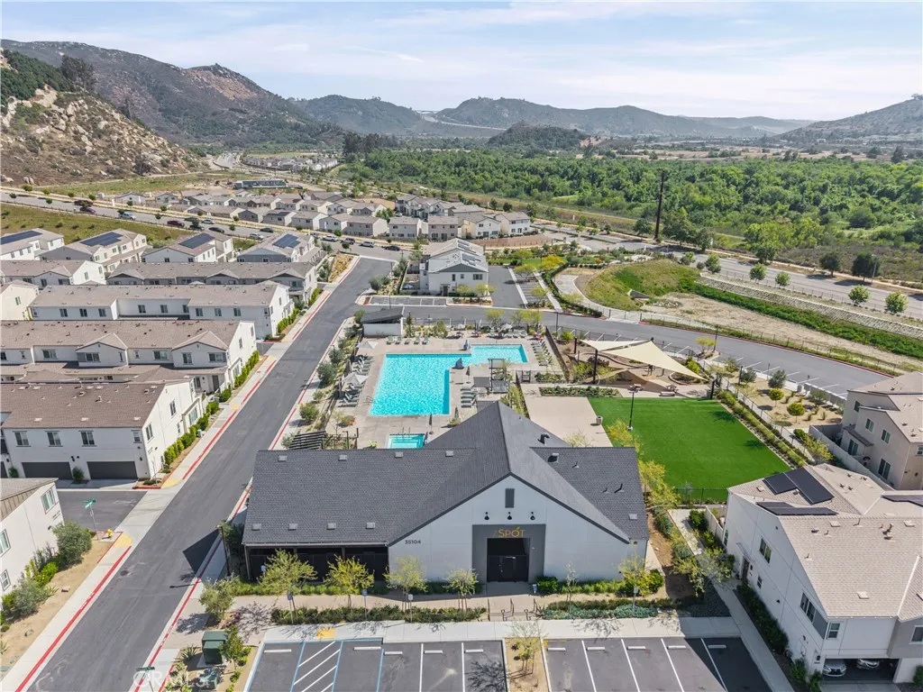 https://cdn.realtyfeed.com/cdn/127/306720023/06ac57a0ff6cdb79958d738bc1ce0f90.webp