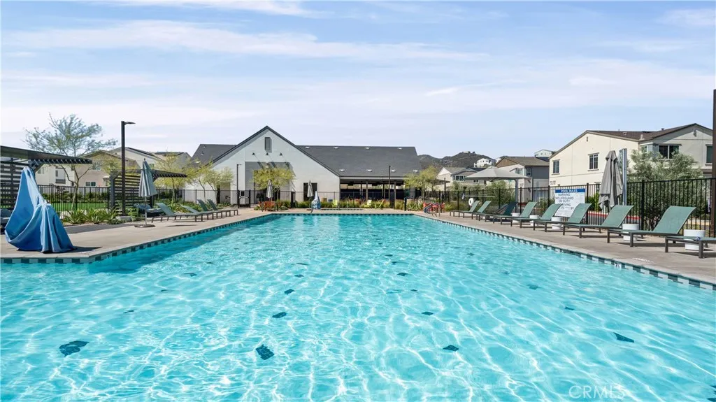https://cdn.realtyfeed.com/cdn/127/306720023/311a8d324bebde414f6c935f483354bb.webp