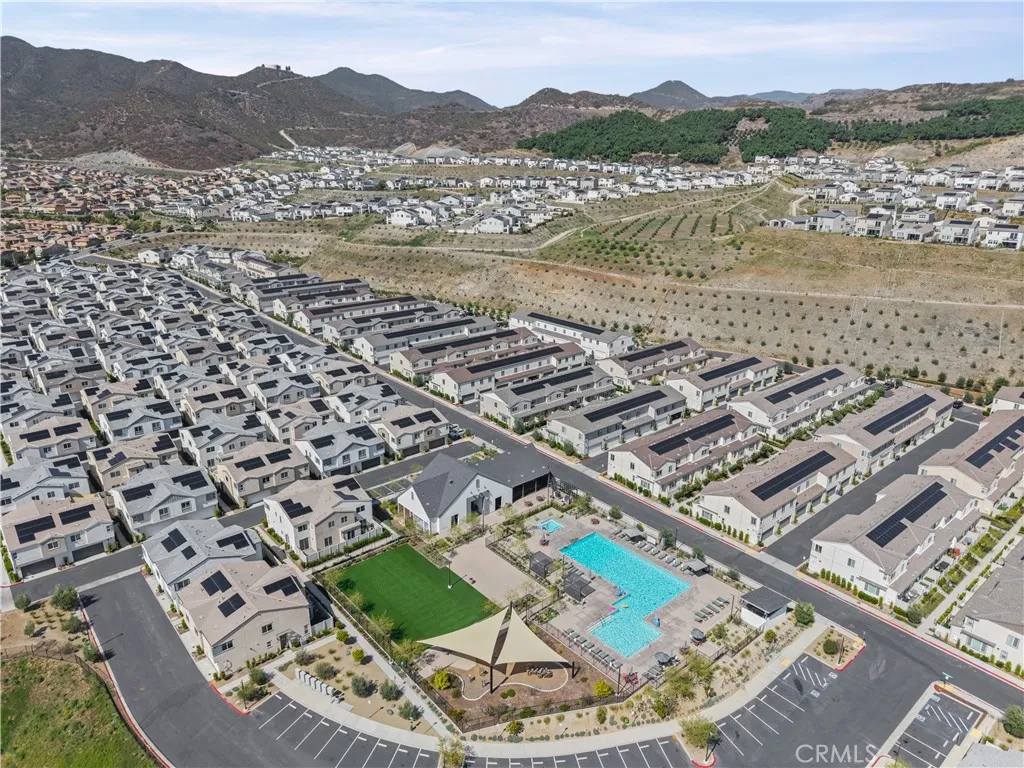https://cdn.realtyfeed.com/cdn/127/306720023/da2f2cf63b2c6ce20869d8755642ecb9.webp