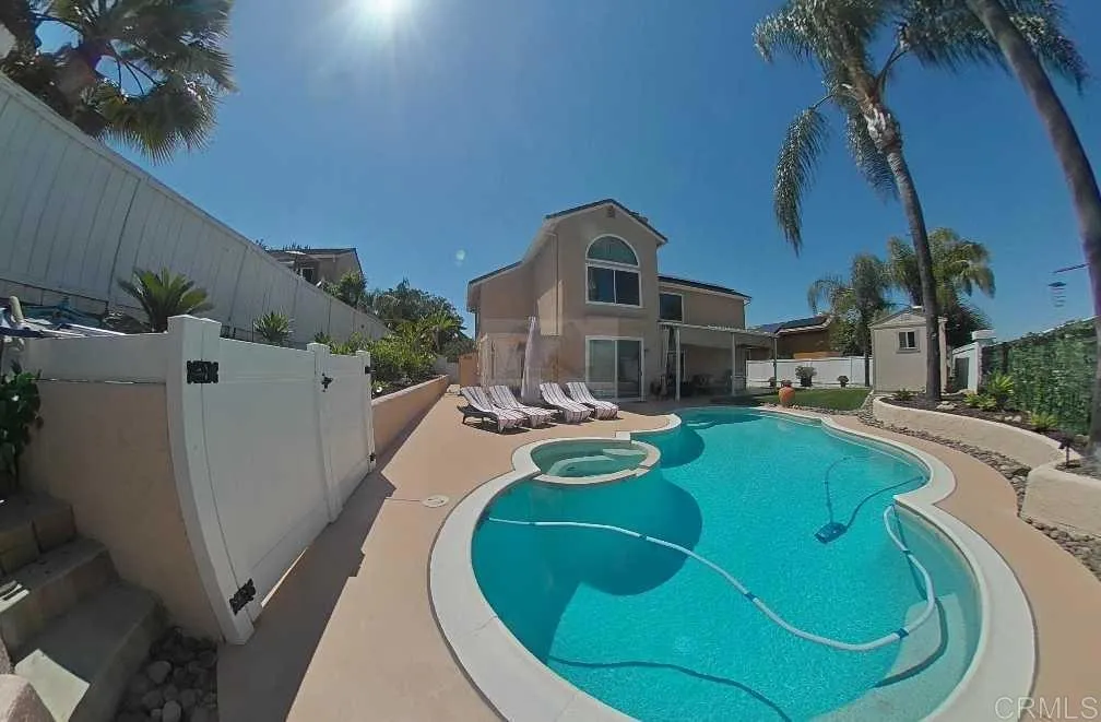 https://cdn.realtyfeed.com/cdn/127/306720040/2177e68cf9bea796357182cf2f7994ef.webp