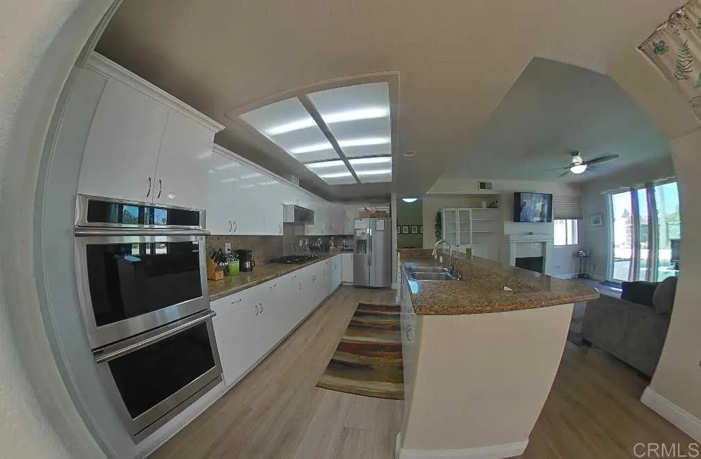 https://cdn.realtyfeed.com/cdn/127/306720040/22cc7ea608c8809ce3af6b0c8f05ac16.webp