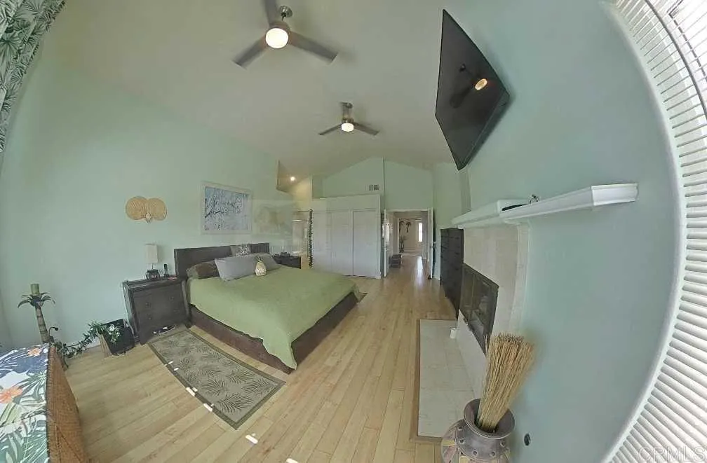 https://cdn.realtyfeed.com/cdn/127/306720040/4ce98813c5271e71f7d82115f2653493.webp