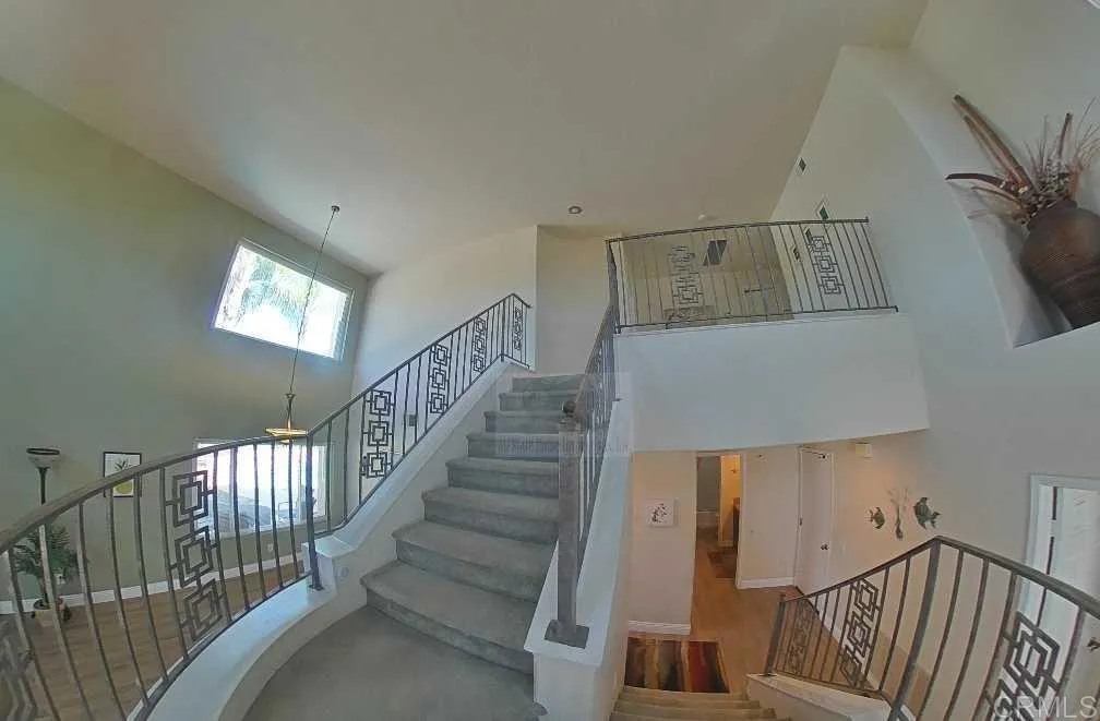 https://cdn.realtyfeed.com/cdn/127/306720040/b050661e5cebac0a1b6c542754c53015.webp