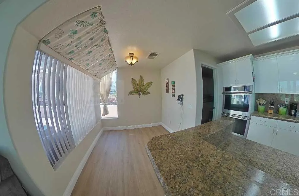 https://cdn.realtyfeed.com/cdn/127/306720040/f3002c0acc30dae95d6b971e7283abf8.webp