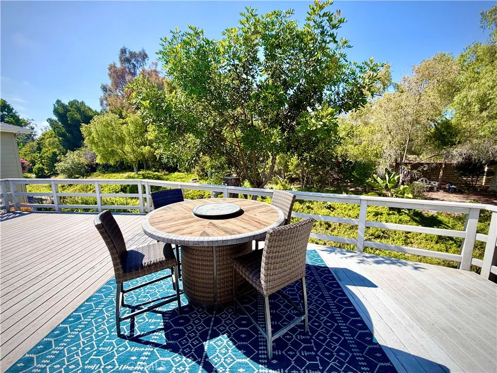 https://cdn.realtyfeed.com/cdn/127/306720094/948db6fabe821ae15b39c570f02895a8.webp