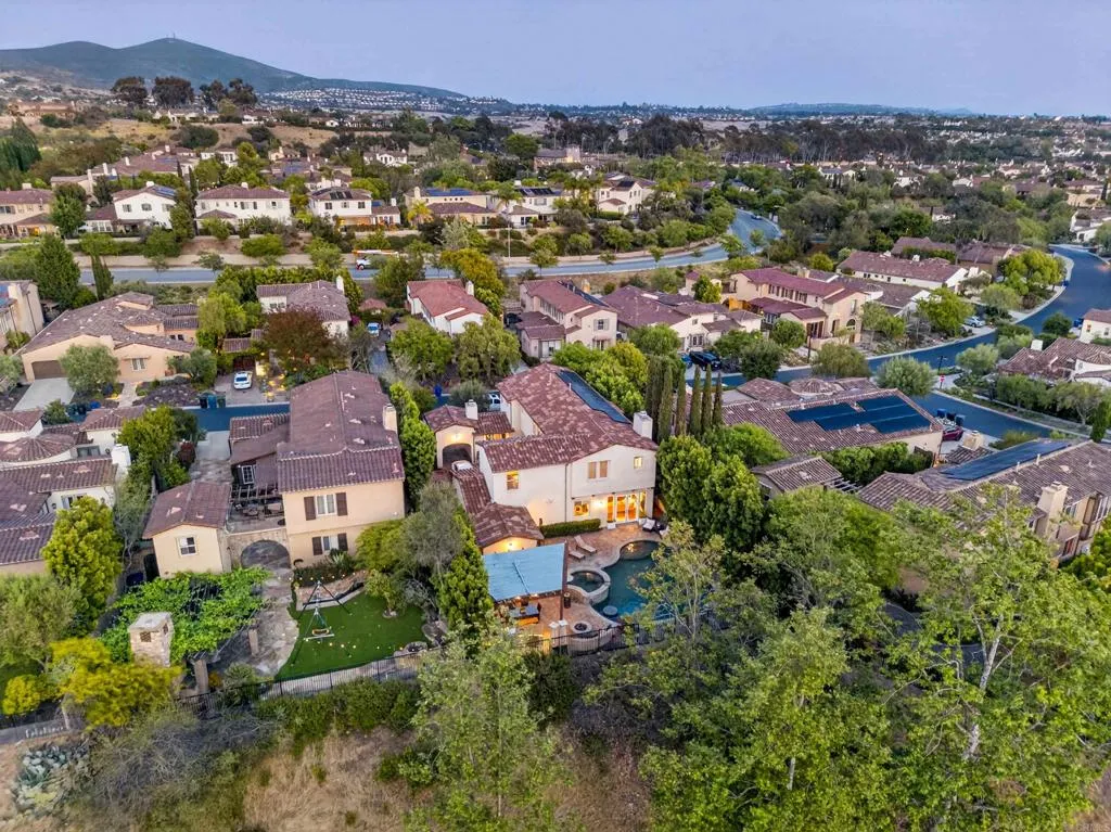 https://cdn.realtyfeed.com/cdn/127/306720106/0598e388d6e37d883354fda3454c1bbb.webp