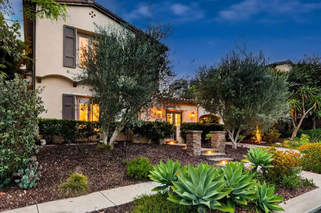 https://cdn.realtyfeed.com/cdn/127/306720106/0a077aaf5f998e7eb54e3cfdf22f2318.webp