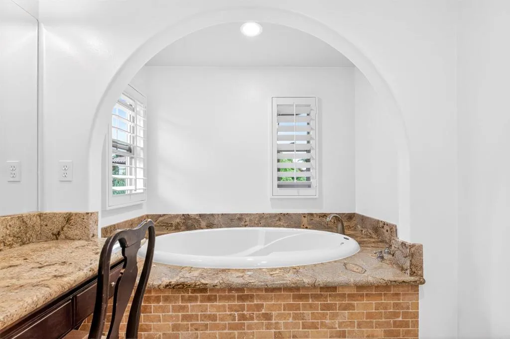 https://cdn.realtyfeed.com/cdn/127/306720106/3f444c81979f8a092c410e8fbf2e5196.webp